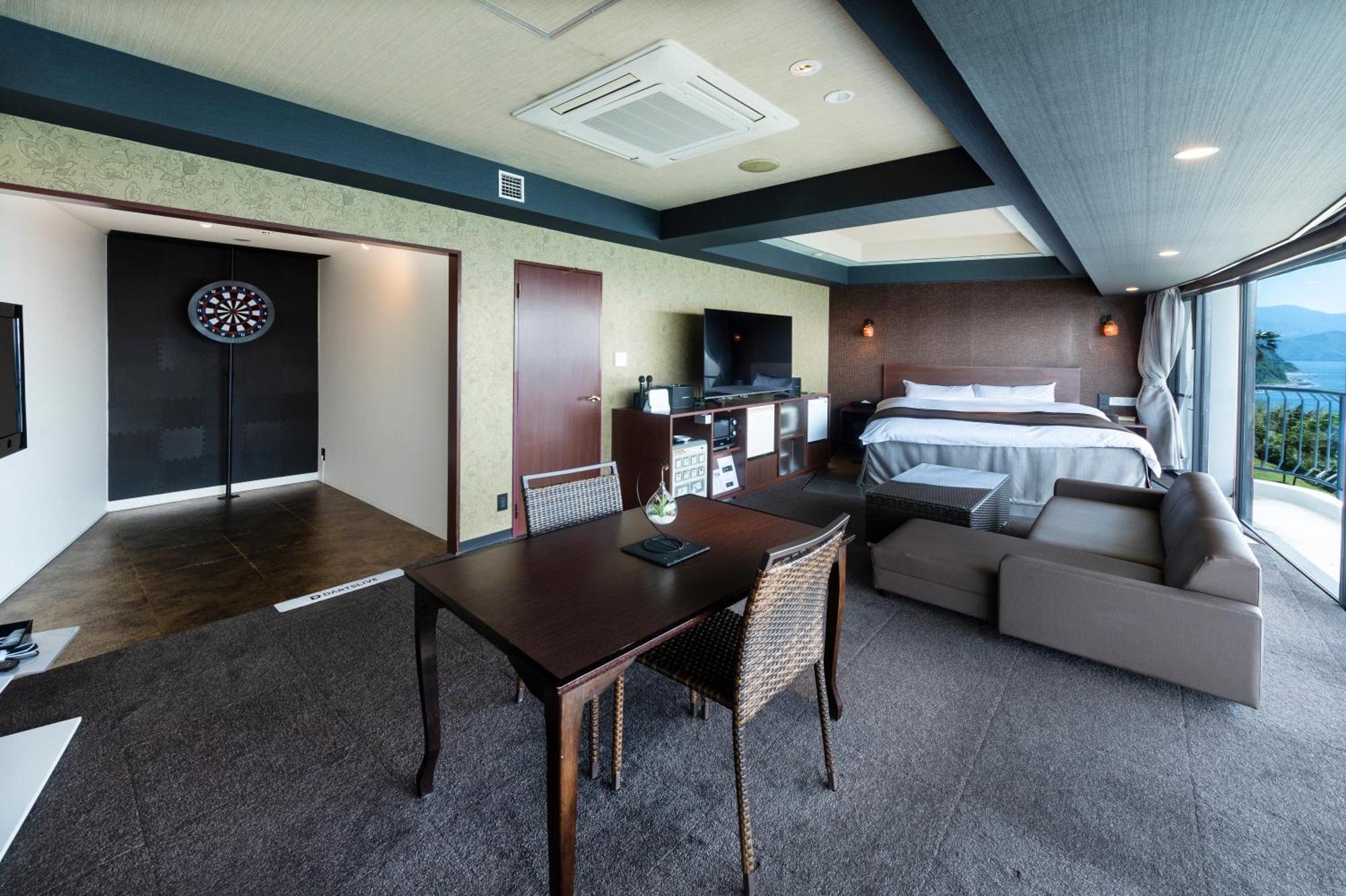 Nagasaki Chapel Coconuts Hotel ＆Resort Isahaya Dış mekan fotoğraf